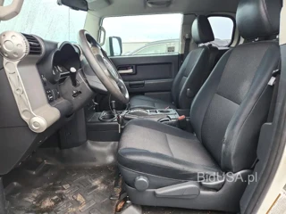 TOYOTA FJ CRUISER BASE