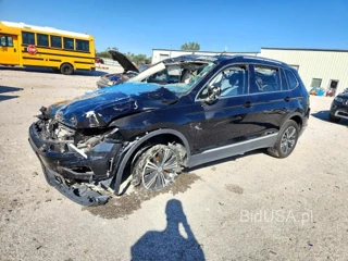 VOLKSWAGEN TIGUAN SE