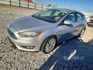 FORD FOCUS TITANIUM