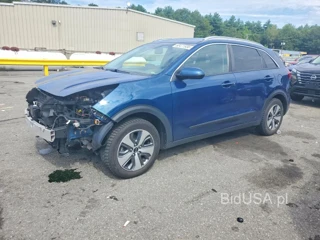 KIA NIRO LX