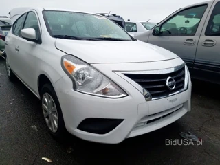 NISSAN VERSA S