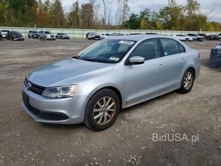 VOLKSWAGEN JETTA SE