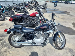 YAMAHA XV250