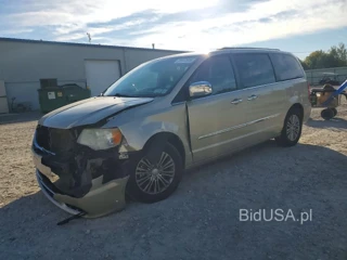 CHRYSLER TOWN & COUNTRY TOURING L