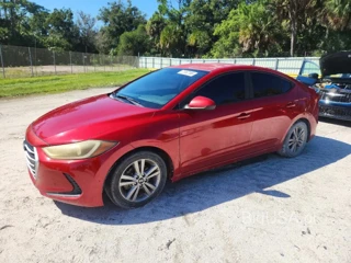 HYUNDAI ELANTRA SE