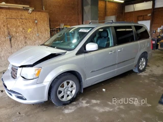 CHRYSLER TOWN & COUNTRY TOURING