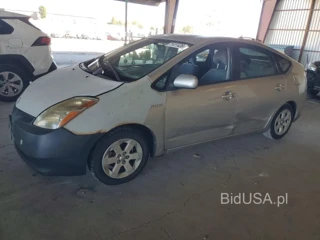 TOYOTA PRIUS BASE