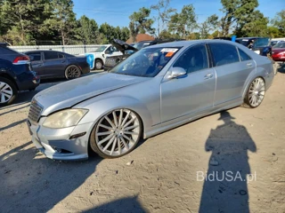 MERCEDES-BENZ S 550