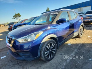 NISSAN KICKS SV