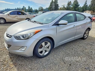 HYUNDAI ELANTRA GLS