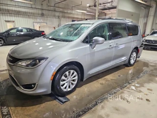 CHRYSLER PACIFICA TOURING L