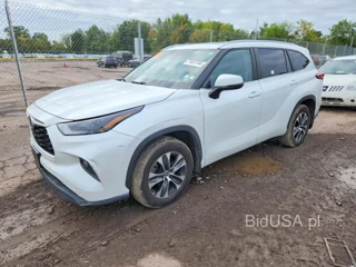 TOYOTA HIGHLANDER XLE
