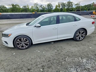 VOLKSWAGEN PASSAT SEL