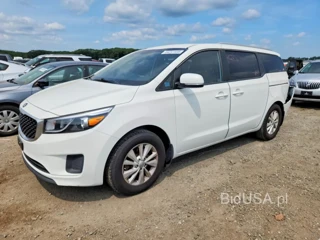 KIA SEDONA LX