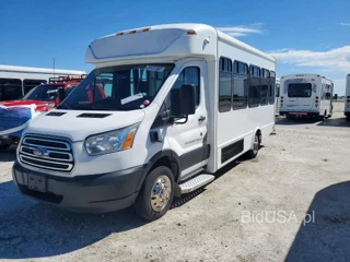 FORD TRANSIT T-350 HD