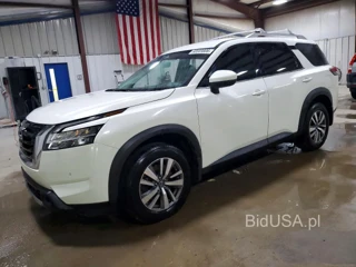 NISSAN PATHFINDER SL