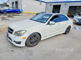 MERCEDES-BENZ C 300 4MATIC
