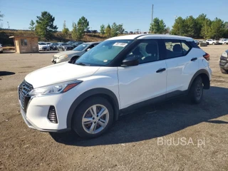 NISSAN KICKS S