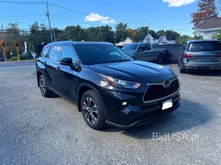 TOYOTA HIGHLANDER XLE