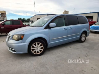 CHRYSLER TOWN & COUNTRY TOURING