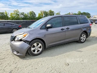 TOYOTA SIENNA L 7-PASSENGER
