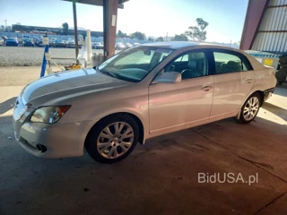 TOYOTA AVALON XLS