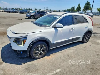 KIA NIRO EX