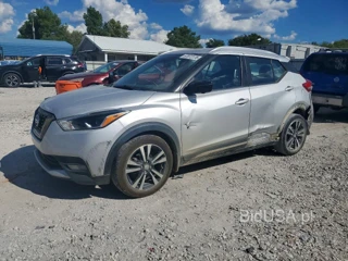 NISSAN KICKS SR