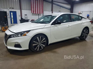NISSAN ALTIMA SR