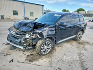 MITSUBISHI OUTLANDER SE