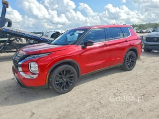 MITSUBISHI OUTLANDER SE