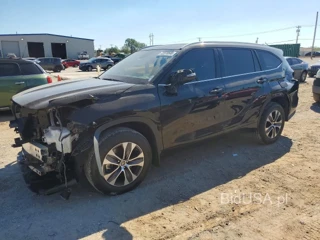 TOYOTA HIGHLANDER XLE