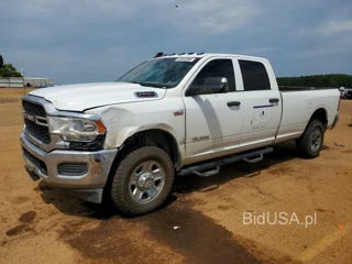 RAM 2500 TRADESMAN