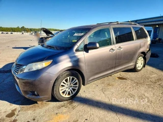 TOYOTA SIENNA XLE 8-PASSENGER
