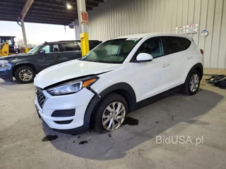HYUNDAI TUCSON SE