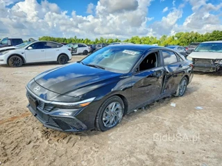 HYUNDAI ELANTRA BLUE