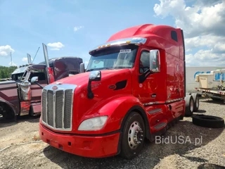 PETERBILT 579