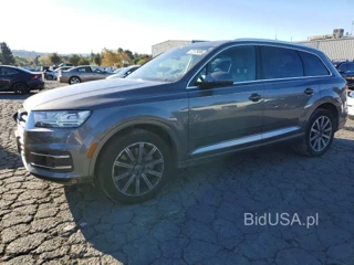 AUDI Q7 PREMIUM PLUS