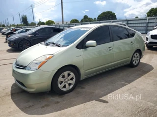 TOYOTA PRIUS BASE