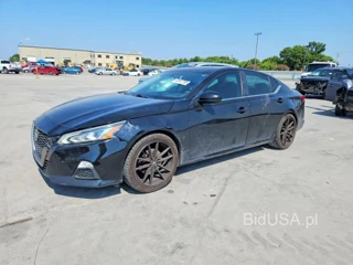 NISSAN ALTIMA SR