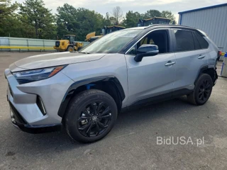 TOYOTA RAV4 XSE
