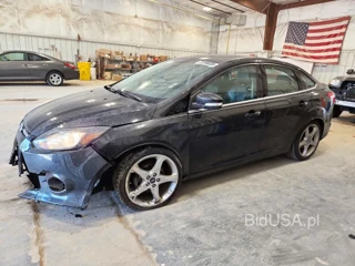 FORD FOCUS TITANIUM