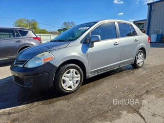 NISSAN VERSA 1.8 S