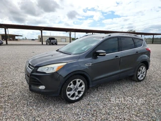FORD ESCAPE TITANIUM