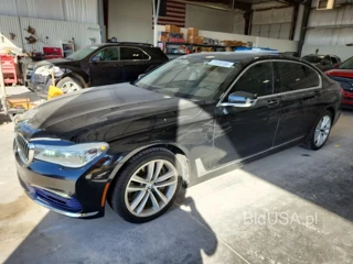 BMW 750 XI