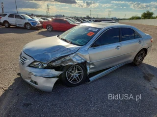 TOYOTA CAMRY XLE