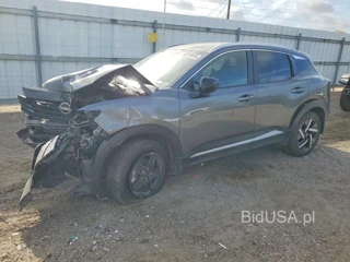 NISSAN KICKS SV