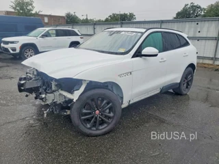 JAGUAR F-PACE PREMIUM