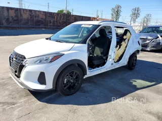 NISSAN KICKS SV