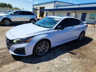 NISSAN ALTIMA SR